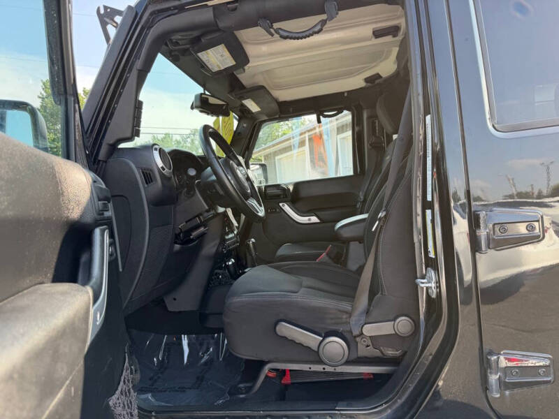 2013 Jeep Wrangler Unlimited Sahara