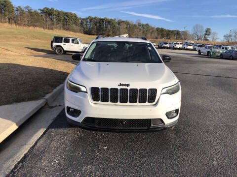 2023 Jeep Cherokee Altitude Lux