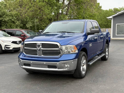 2017 RAM 1500 SLT
