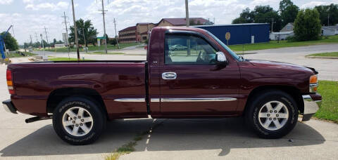 2000 GMC Sierra 1500 for sale at SPEEDY'S USED CARS INC. in Louisville IL