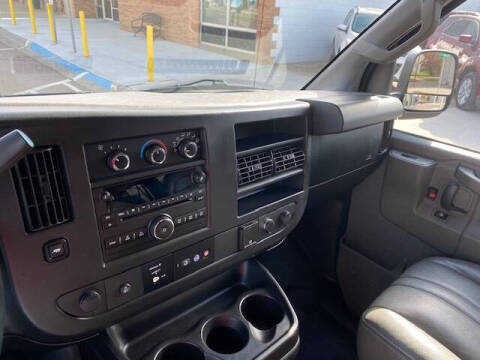 2017 Chevrolet Express LS 2500