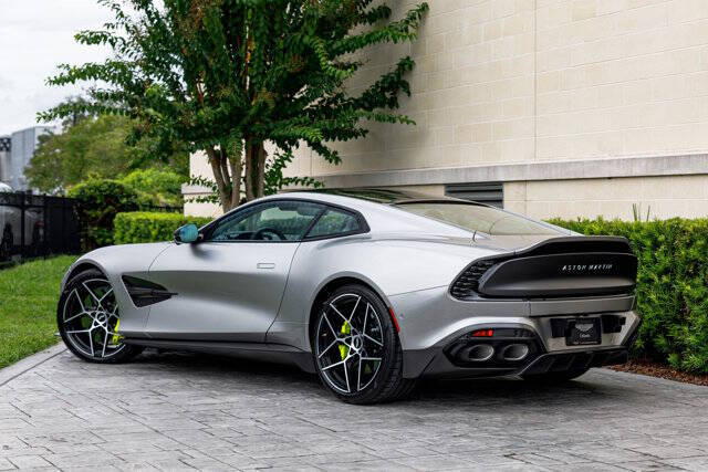 2025 Aston Martin Vanquish
