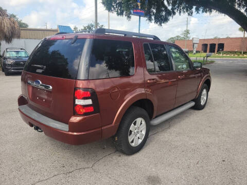 2010 Ford Explorer XLT
