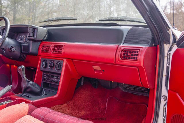 1987 Ford Mustang GT