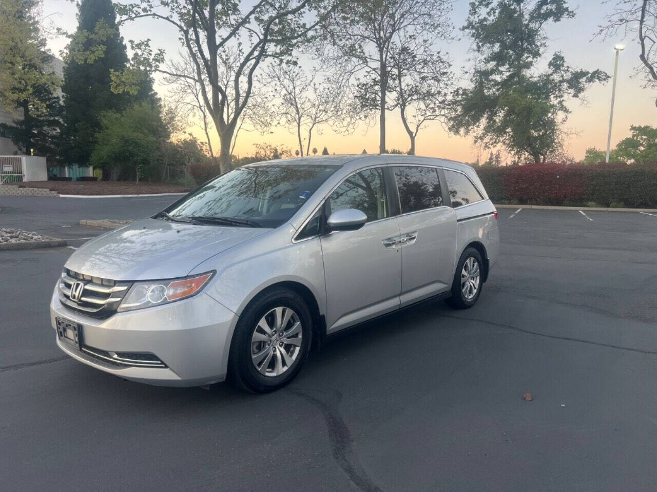 2015 Honda Odyssey for sale at Barakat Auto Sales LLC in Sacramento, CA