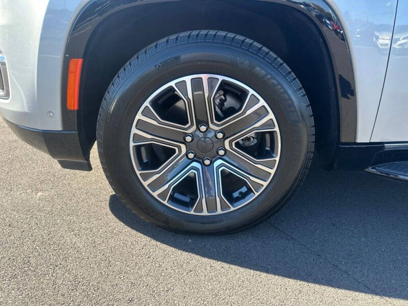 2022 Jeep Wagoneer Series III