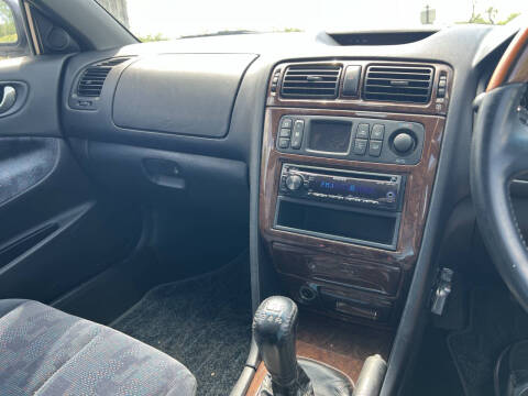 1998 Mitsubishi Legnum