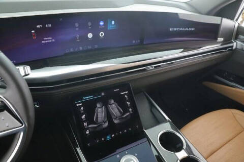 2025 Cadillac Escalade Premium Luxury