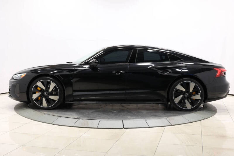 2022 Audi RS e-tron GT quattro