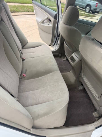 2011 Toyota Camry LE