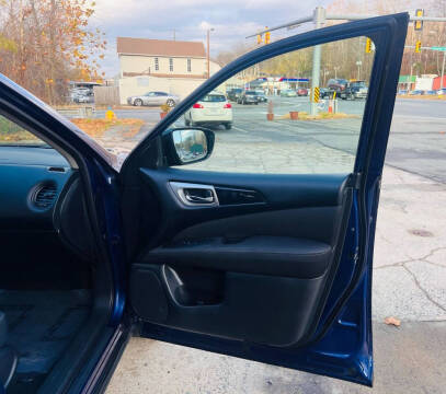 2017 Nissan Pathfinder