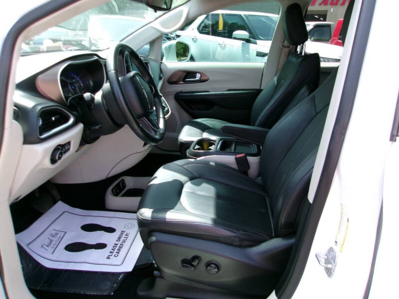 2018 Chrysler Pacifica Touring L