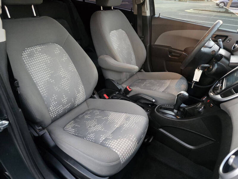 2017 Chevrolet Sonic LS Auto