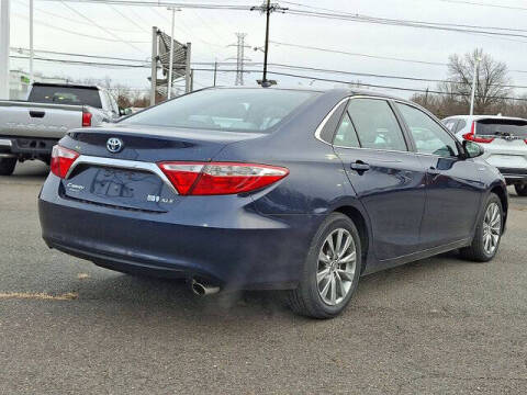 2016 Toyota Camry Hybrid XLE