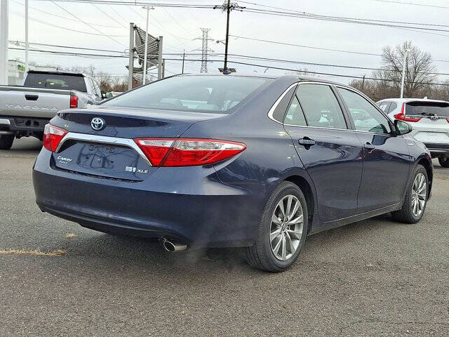 2016 Toyota Camry Hybrid XLE