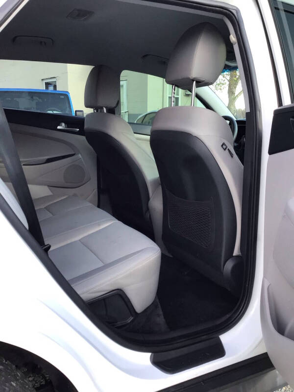 2020 Hyundai Tucson SE