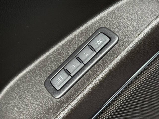 2017 GMC Yukon XL SLT