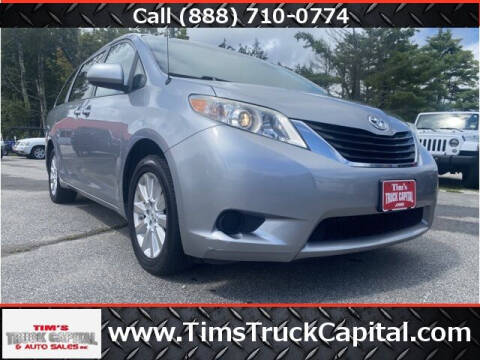 2012 Toyota Sienna for sale at TTC AUTO OUTLET/TIM'S TRUCK CAPITAL & AUTO SALES INC ANNEX in Epsom NH