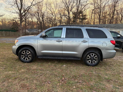 2013 Toyota Sequoia SR5