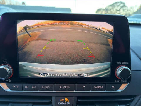 2021 Nissan Altima 2.5 SR