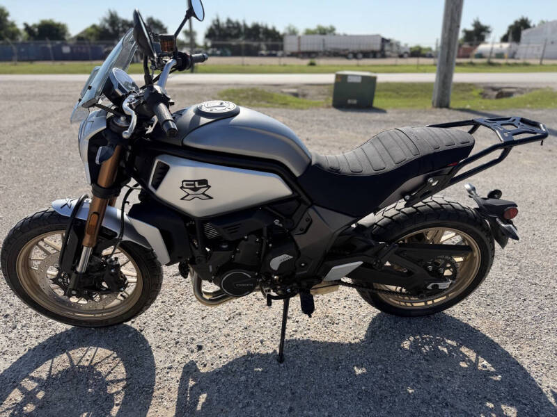 2022 CFMoto 700CL-X Heritage