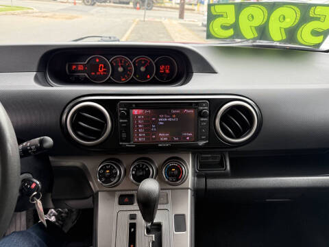 2013 Scion xB