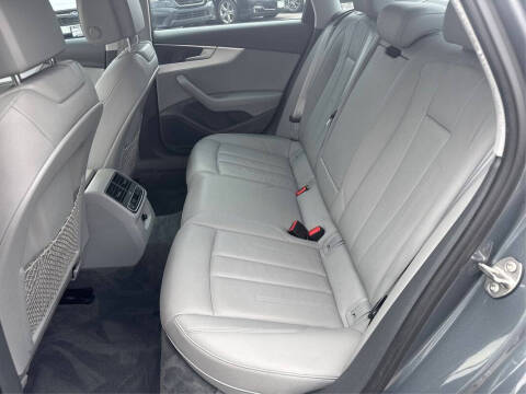 2017 Audi A4 2.0T quattro Premium Plus