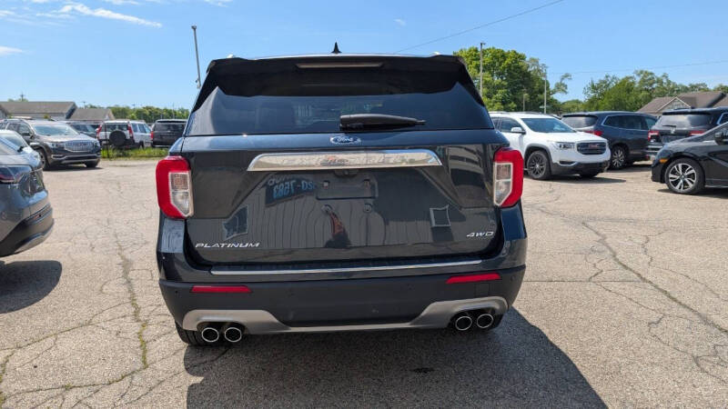 2022 Ford Explorer Platinum