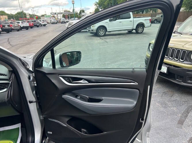 2021 Buick Enclave Essence