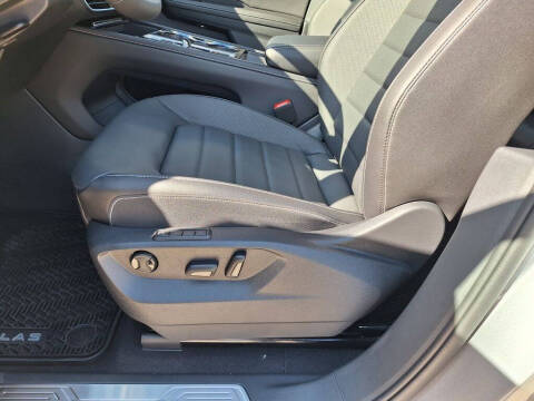 2026 Volkswagen Atlas Cross Sport SEL R-Line Black 4Motion