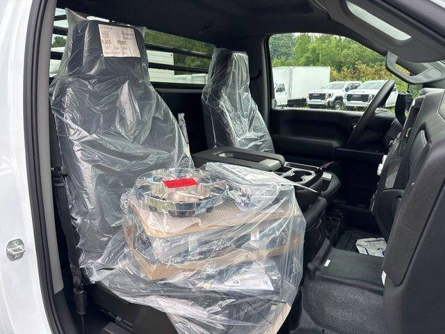 2025 GMC Sierra 3500HD CC