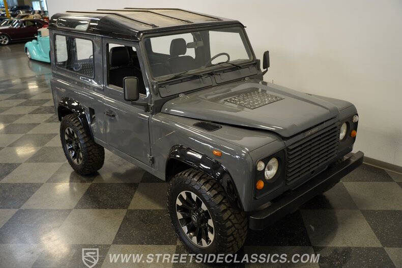 1987 Land Rover Defender