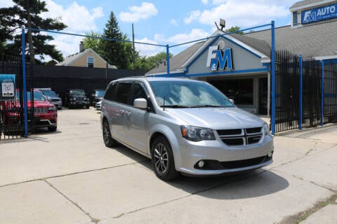 2019 Dodge Grand Caravan for sale at F & M AUTO SALES in Detroit MI