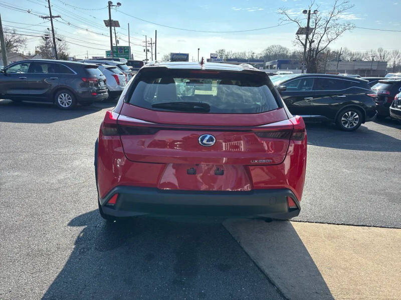 2022 Lexus UX 250h