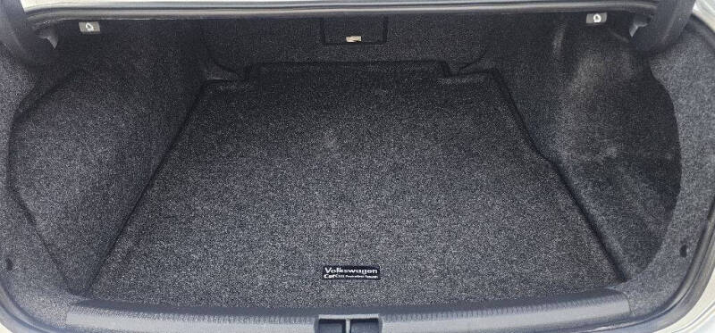 2013 Volkswagen Passat V6 SEL Premium