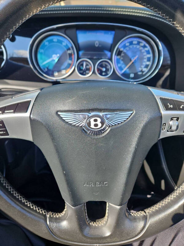 2014 Bentley Continental GTC Base photo 19