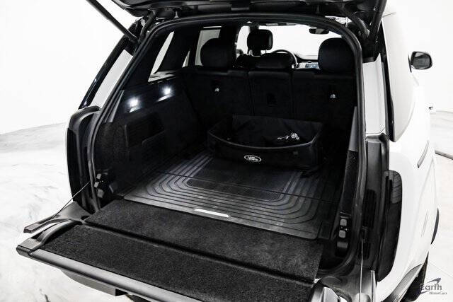 2024 Land Rover Range Rover P400 SE