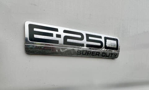2010 Ford E-Series E-250