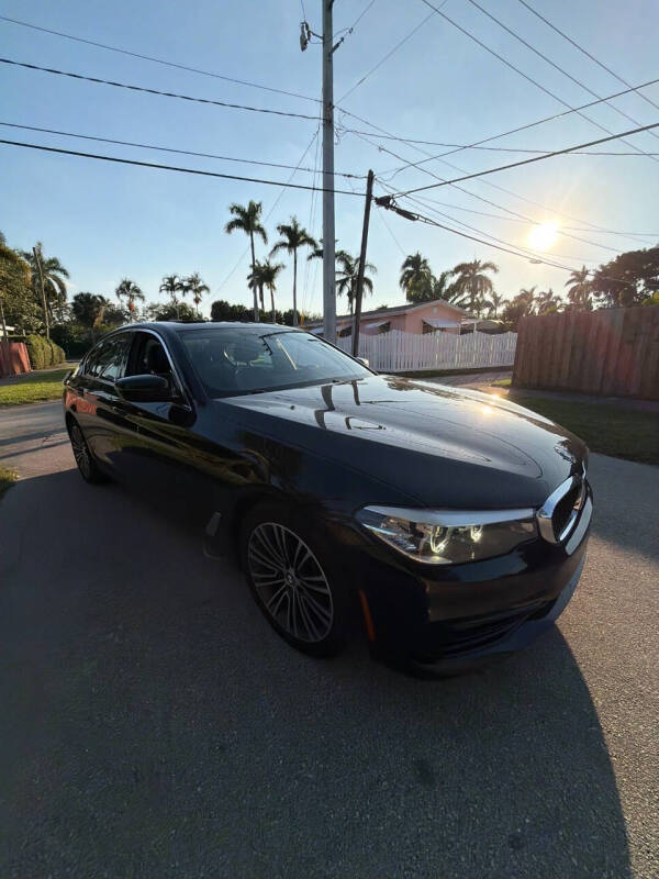 2019 BMW 5 Series 530i