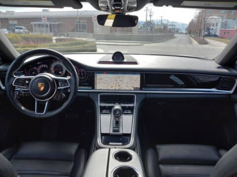 2018 Porsche Panamera