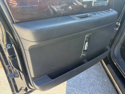 2014 Lincoln Navigator L