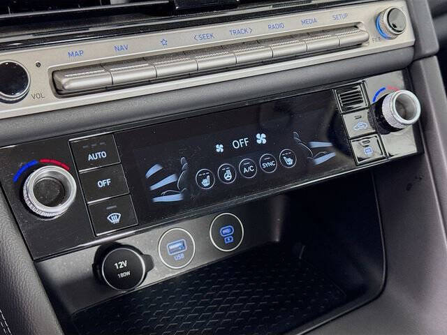 2025 Genesis G70