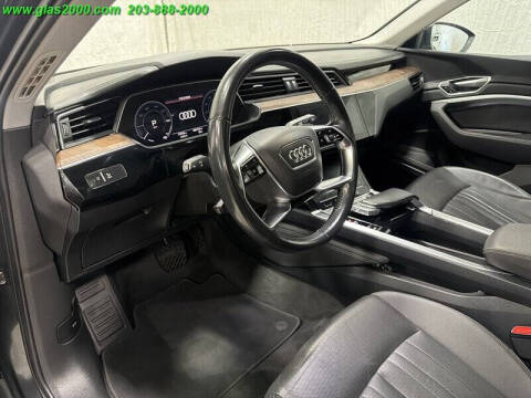 2019 Audi e-tron quattro Premium Plus