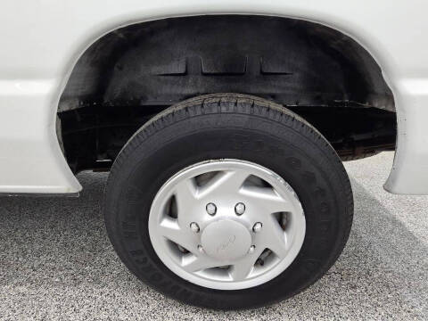 2011 Ford E-Series E-150