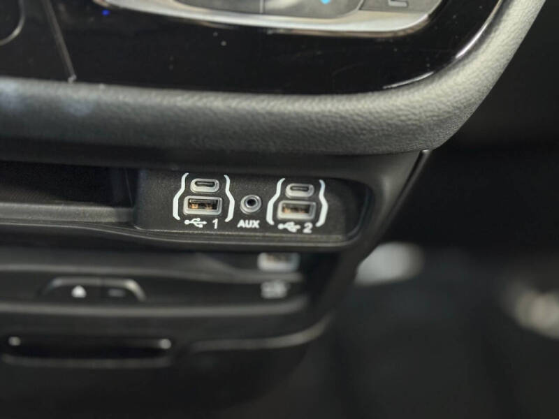 2021 Chrysler Pacifica Touring