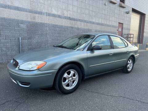 2005 Ford Taurus for sale at Autos Under 5000 + JR Transporting in Island Park NY