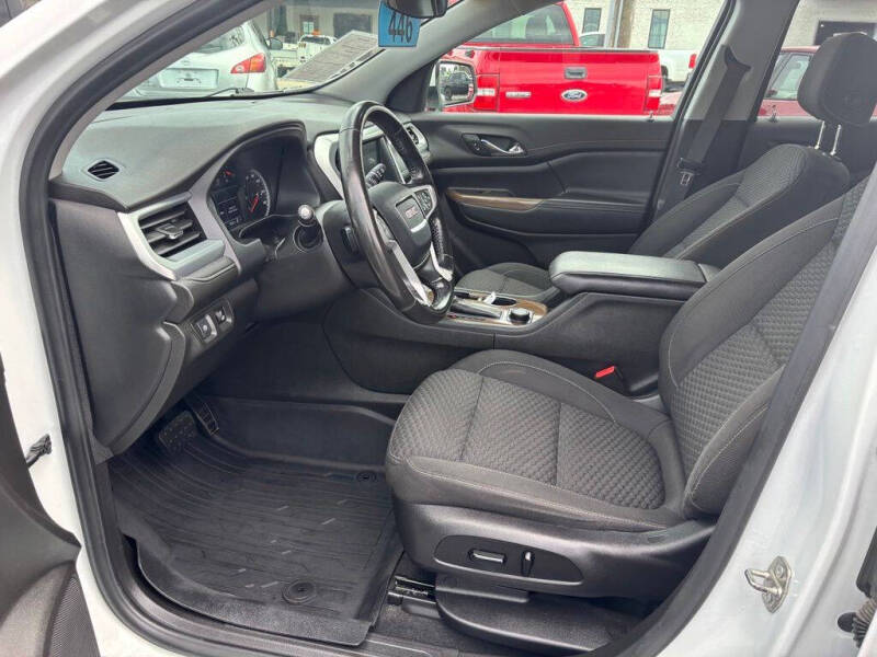 2019 GMC Acadia SLE-2