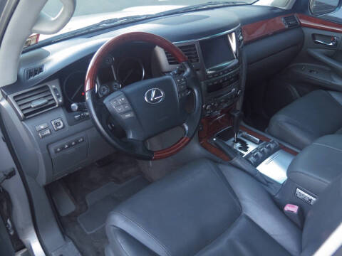 2008 Lexus LX 570