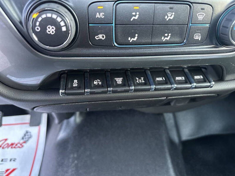 2023 International CV515