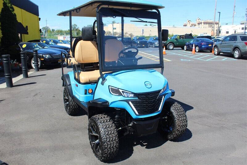 2024 AMC ION 2+2